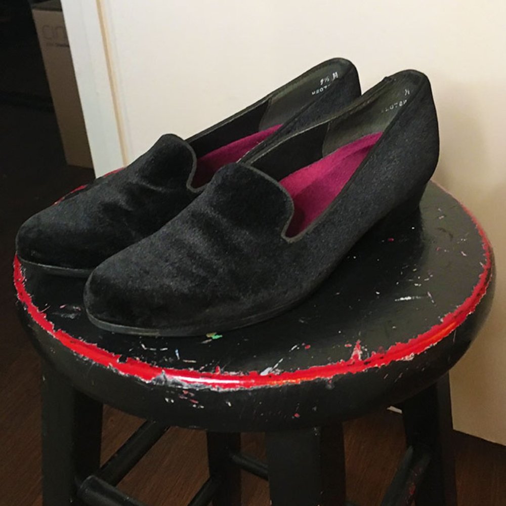 Cerise Black Velvet loafers